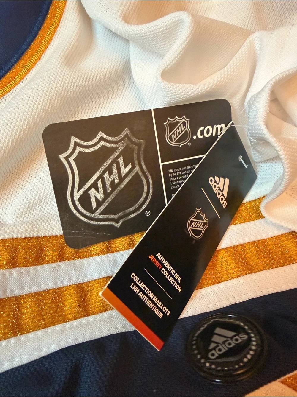 New w/tags Authentic Buffalo Sabres 50th anniversary jack eichel jersey Sewn